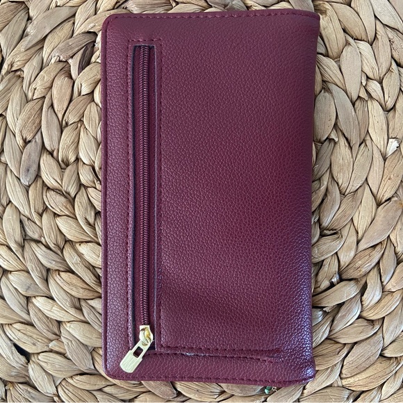 Lark & Ives travel wallet - Picture 3 of 5